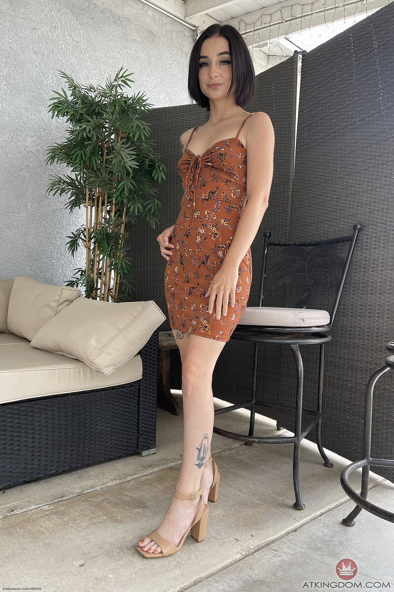 Елена, 19